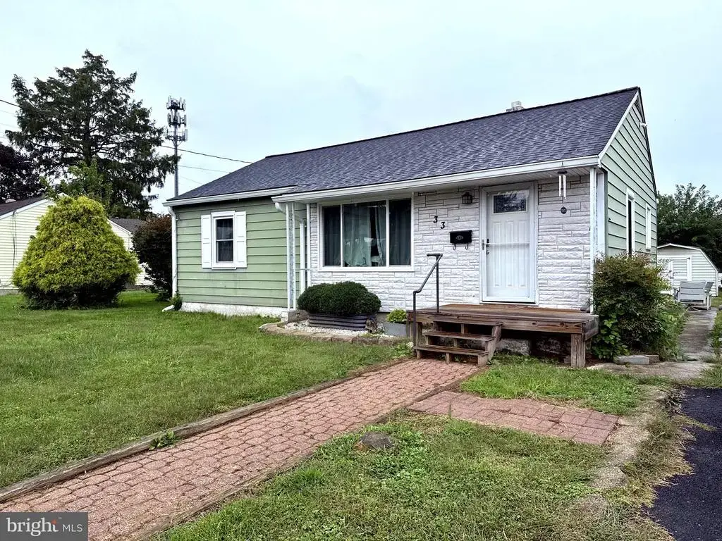 33 Raymond Ave, ABERDEEN