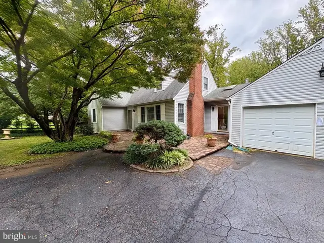 1433 Providence Rd, Towson