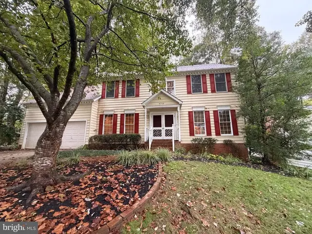 9708 Polished Stone, Columbia