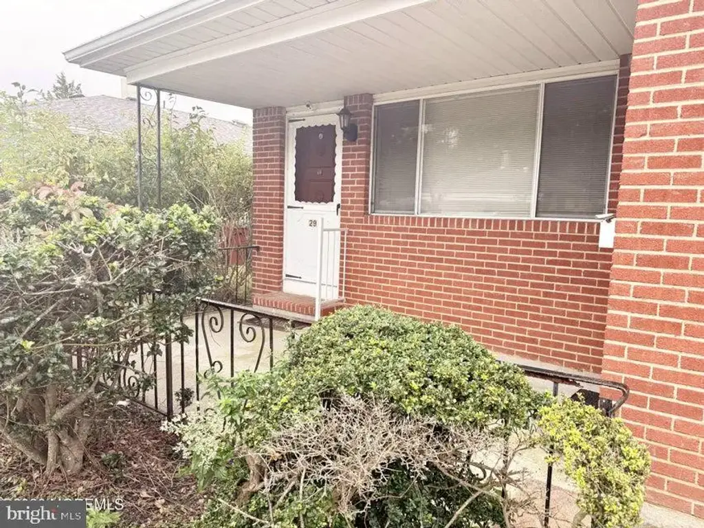 29 Biabou Dr, TOMS RIVER