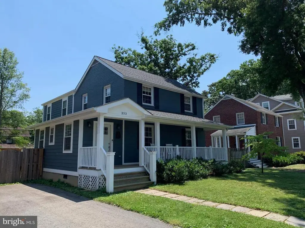 353 N Granada St, ARLINGTON