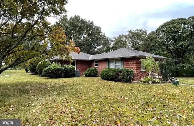 117 Courtland Dr #4, Fredericksburg