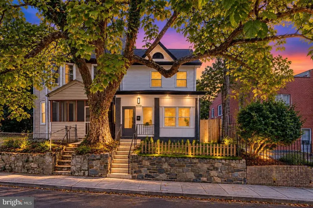 3330 Brothers Pl Se, WASHINGTON