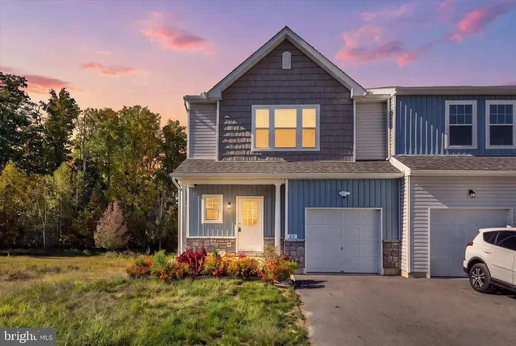 22 Olivia Way, MOUNTAIN TOP