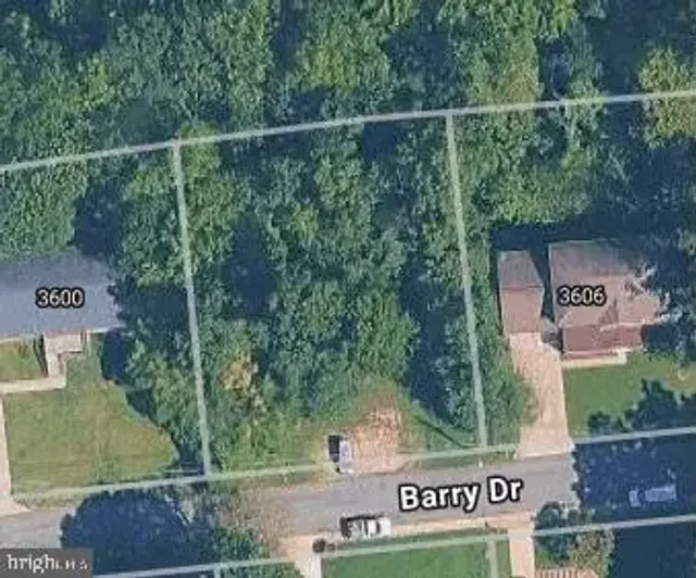 3604 Barry Dr, Temple Hills