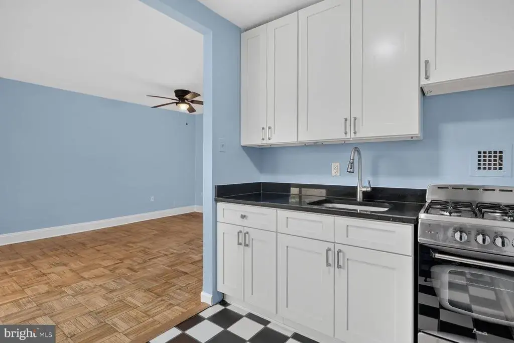 1121 Arlington Blvd #224, ARLINGTON