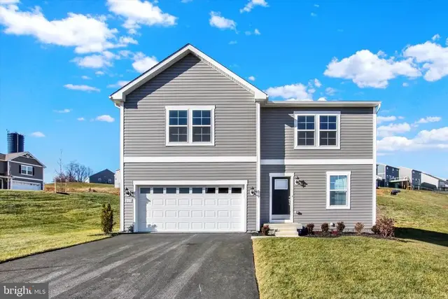 215 Pheasant Ridge Rd, Hanover