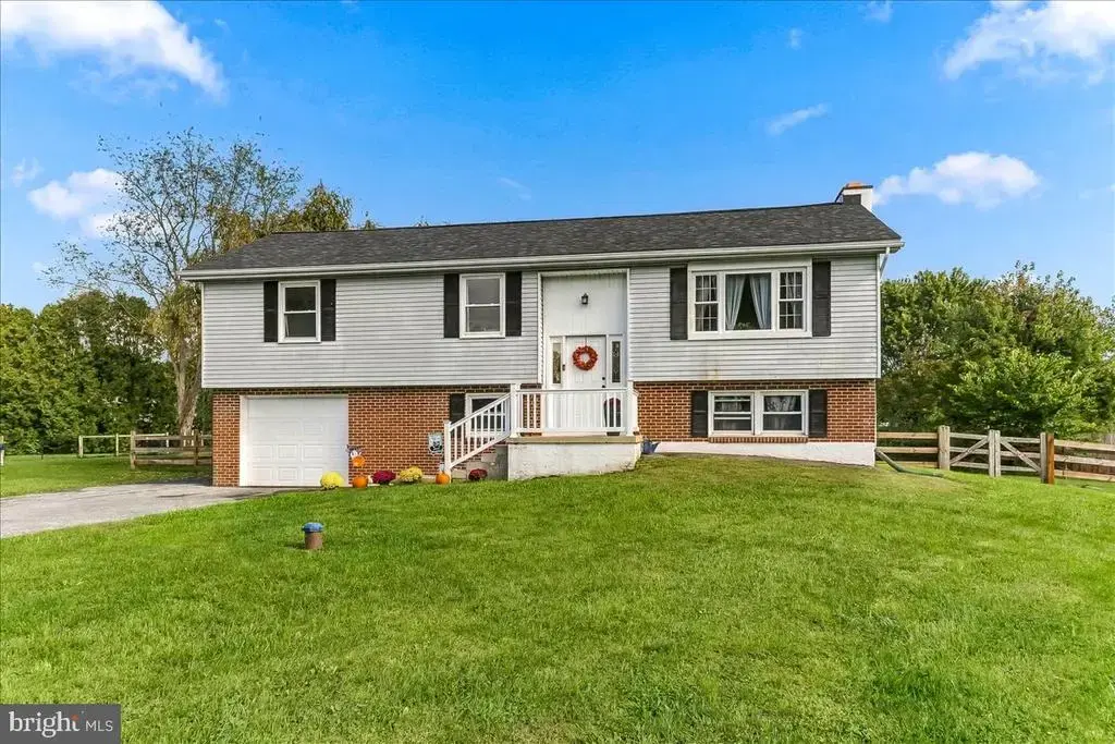 15 Parker Dr, CHRISTIANA