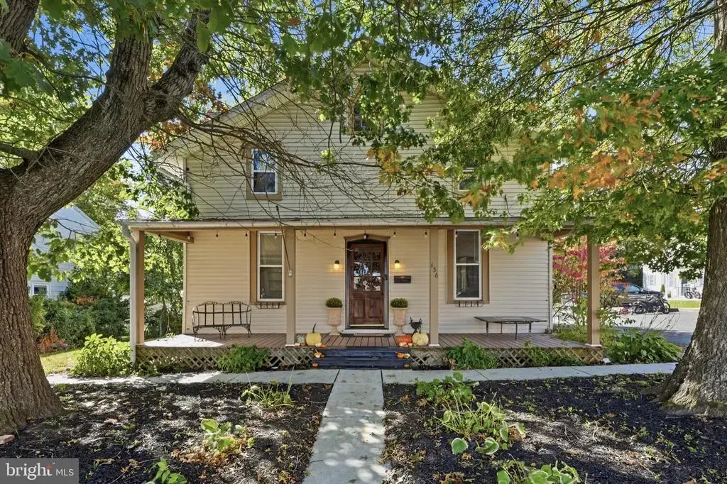 136 N Branch St, SELLERSVILLE