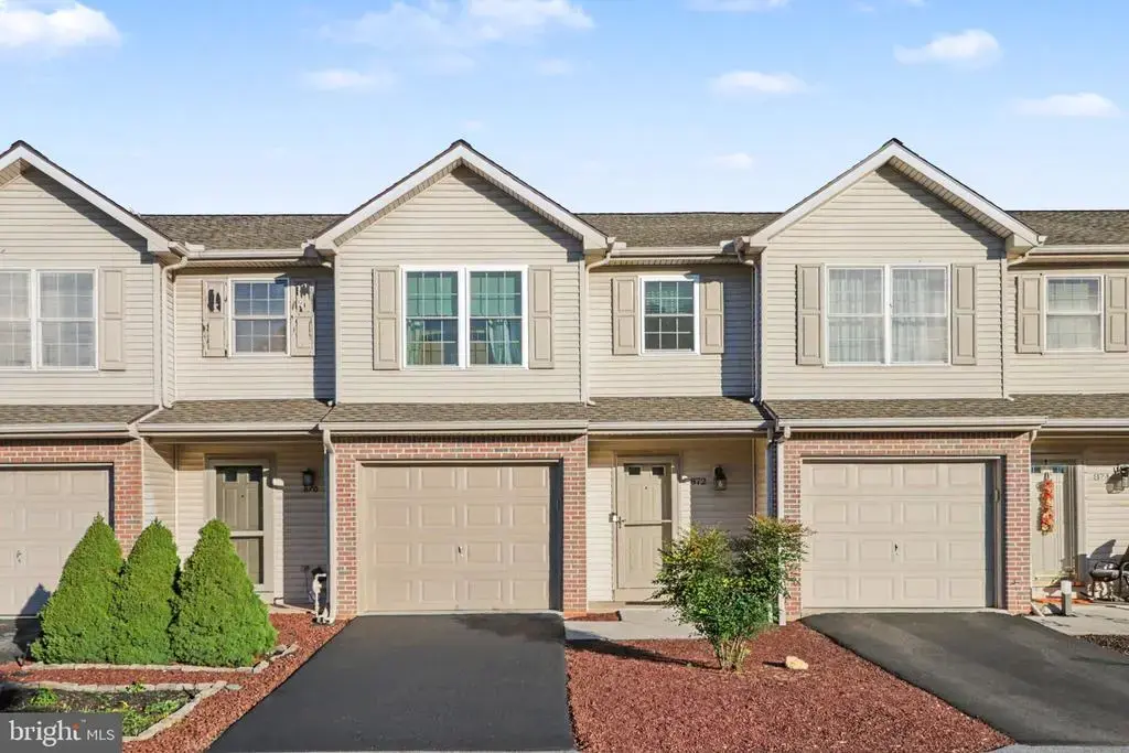 872 Woodridge Dr, MIDDLETOWN