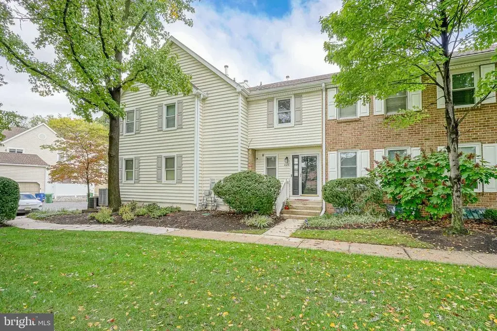 625 Society Hill Blvd, CHERRY HILL