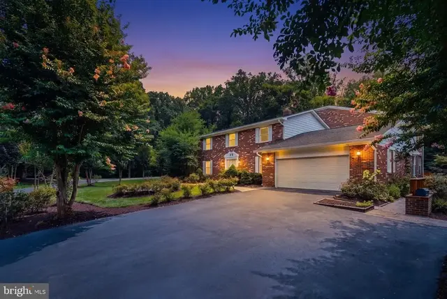 6503 Anna Maria Ct, Mclean