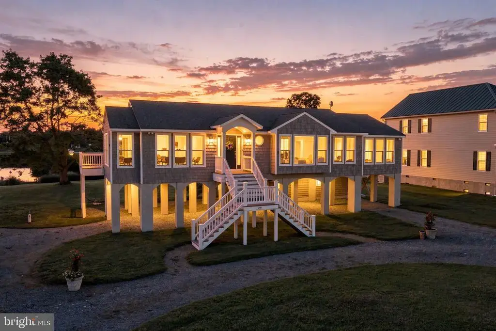 219 Riverside Dr, LANCASTER