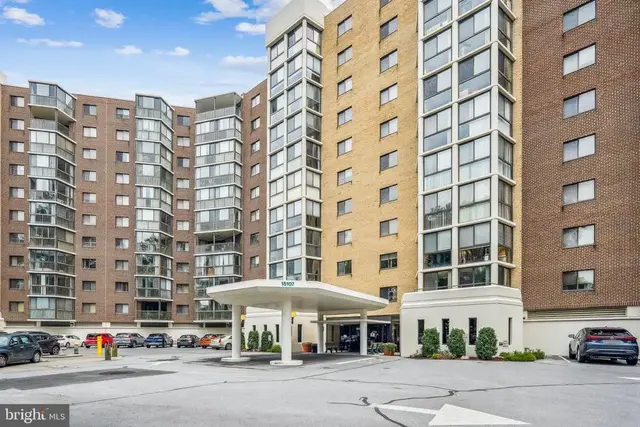15107 Interlachen Dr #601, Silver Spring