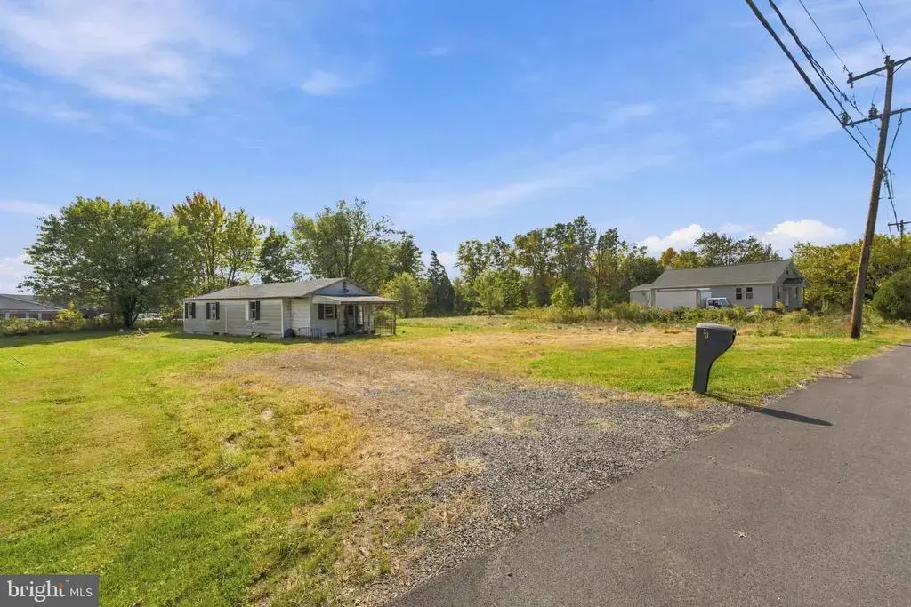 28 Almont Rd, SELLERSVILLE