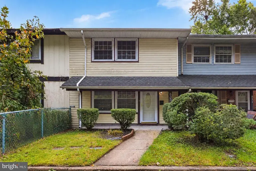 833 E Elm Ave, LINDENWOLD