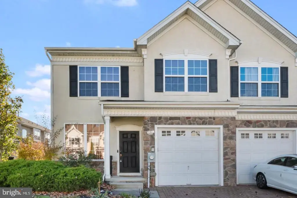 21 Kingswood Ct, WESTAMPTON