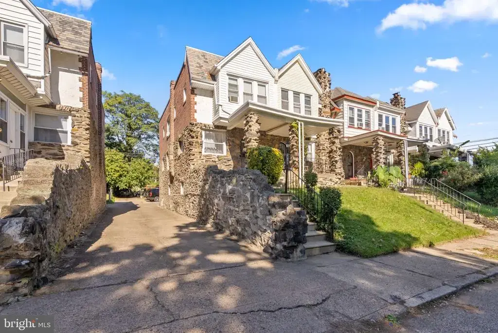375 E Cliveden St, PHILADELPHIA