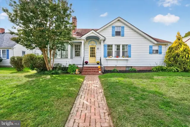 222 N American Ave, Dover