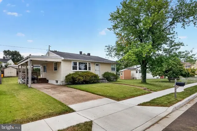 1718 Tieman Dr, Glen Burnie