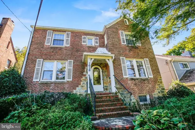 1618 Juniper St Nw, Washington