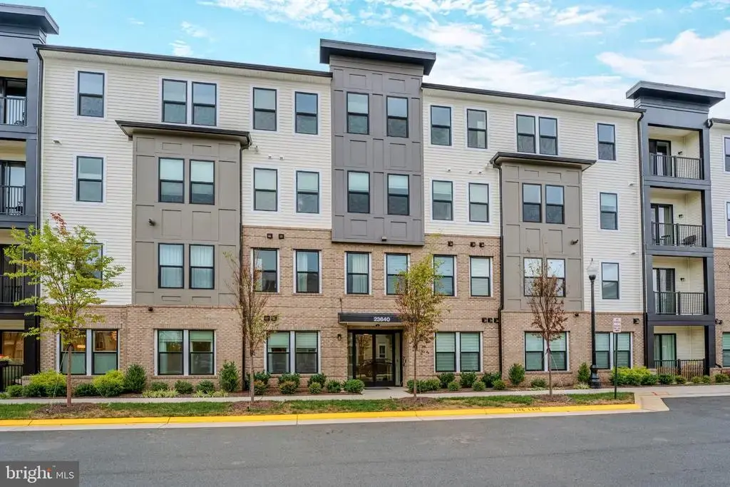 23640 Bolton Crescent Ter #105, ASHBURN