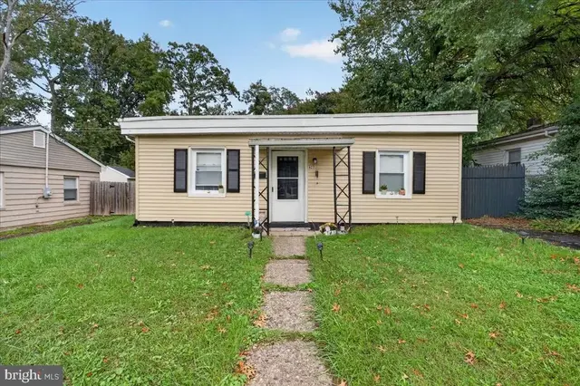 427 Carver Dr, Wilmington