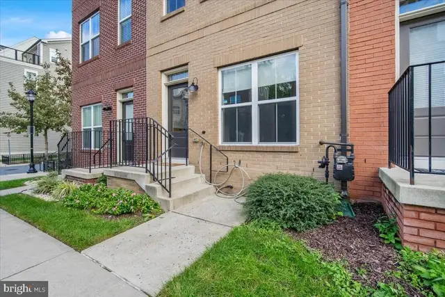 12715 Vuillard St, Silver Spring