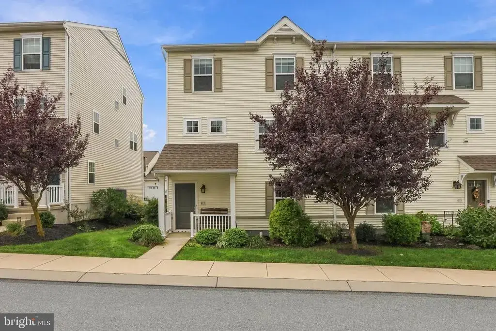 223 Norbury Cir, WILLOW STREET
