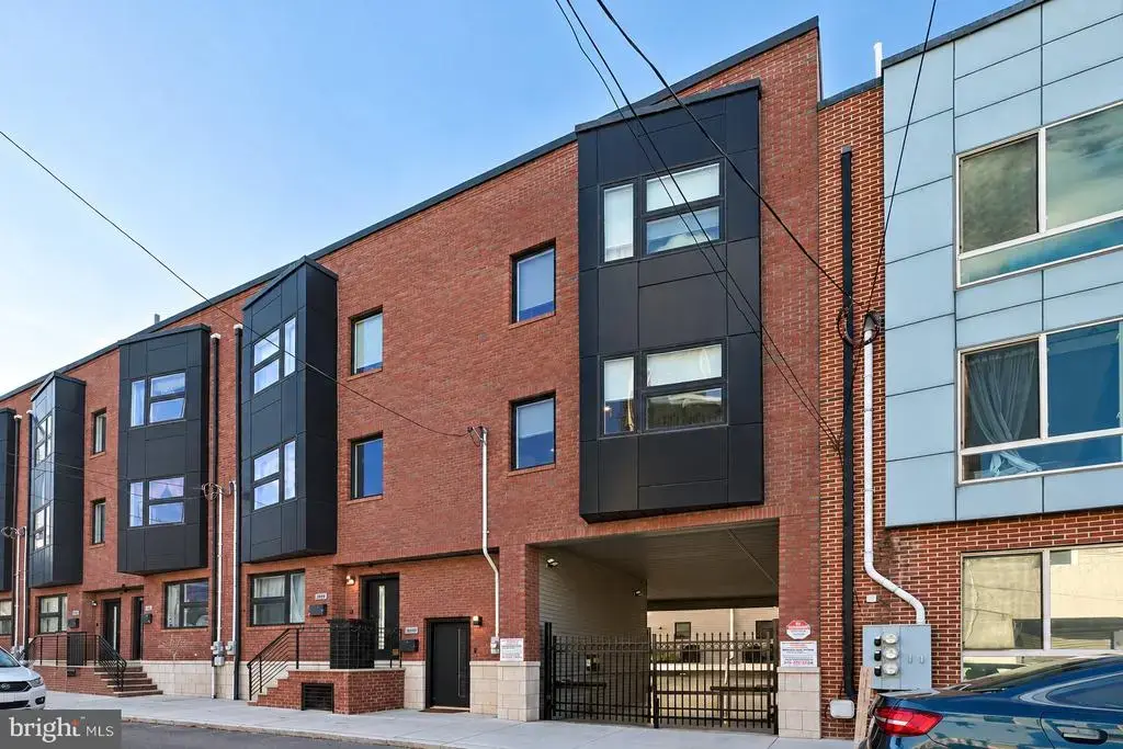 2670 Salmon St, PHILADELPHIA