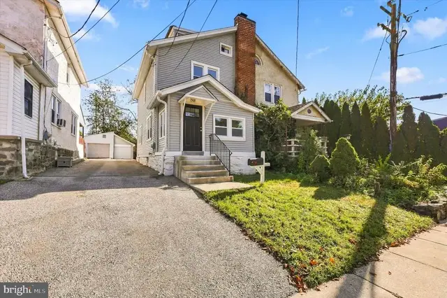503 Woodland Dr, Havertown