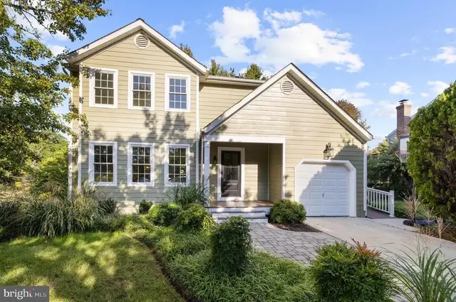 996 Headwater Rd, Annapolis