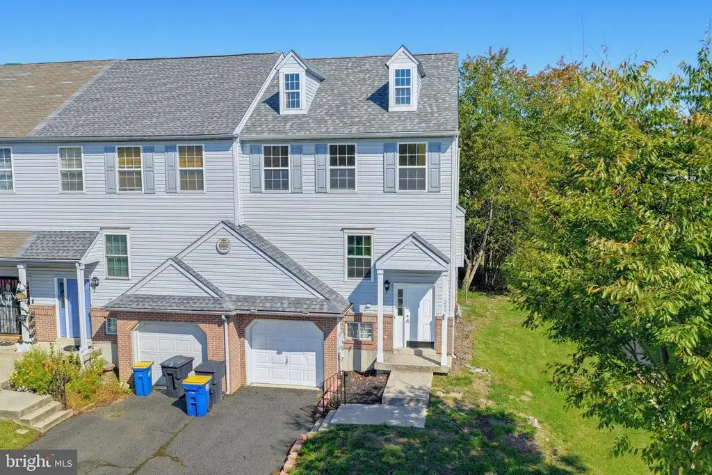 235 Charring Cross Dr, DOVER