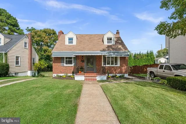 408 Greenwood Rd, Linthicum Heights