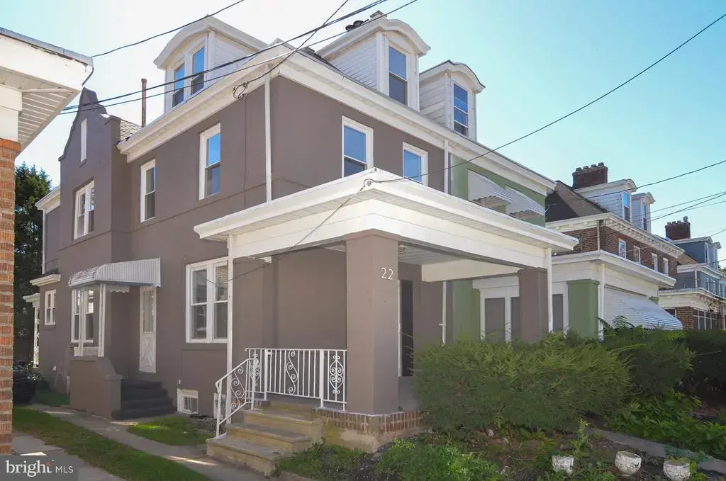 22 Newell Ave, TRENTON