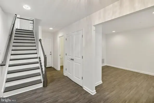 2914 Pinebrook, Landover