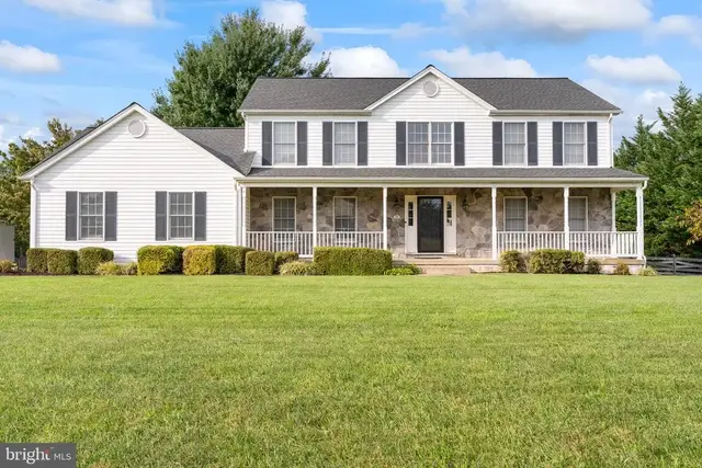 4818 Timber Dr, Mount Airy