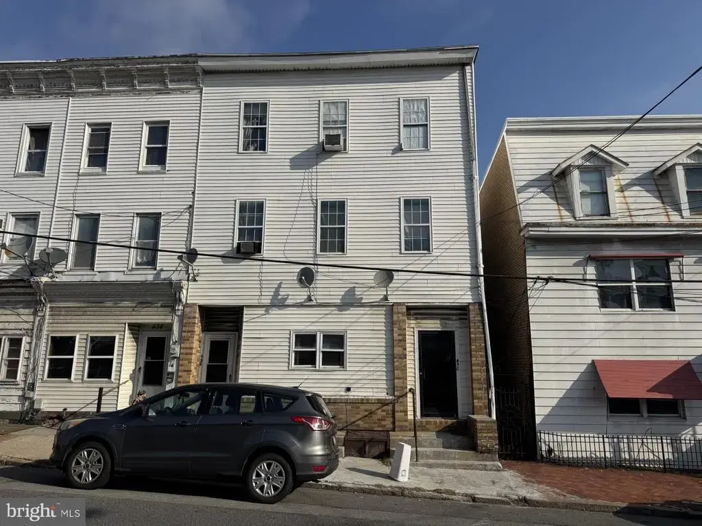 430 Sunbury St, MINERSVILLE