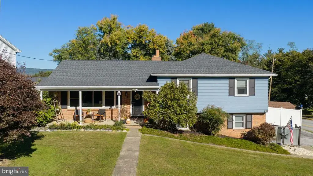 4299 Webster Dr, YORK