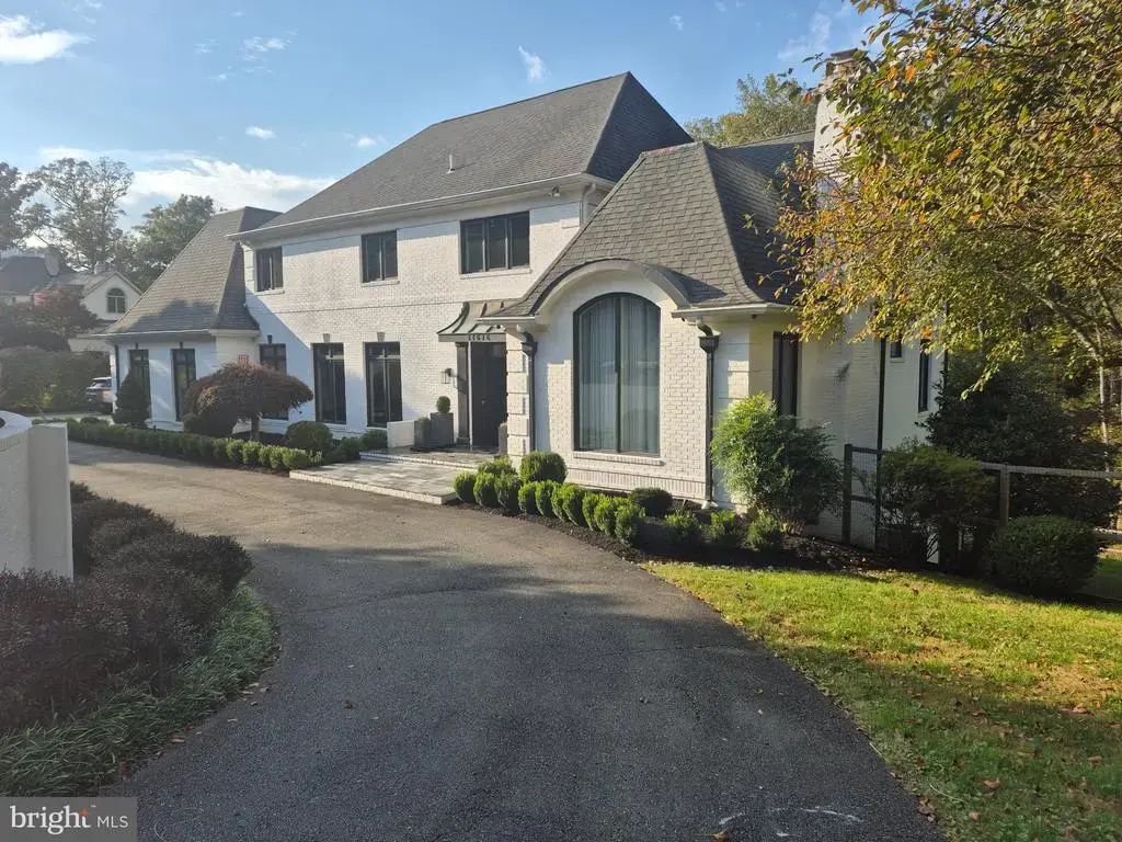 11616 Lake Potomac Dr, ROCKVILLE