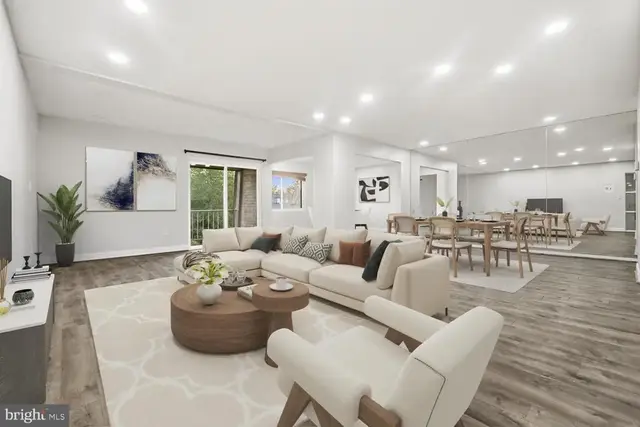 1 Stonehenge Cir #9, Pikesville