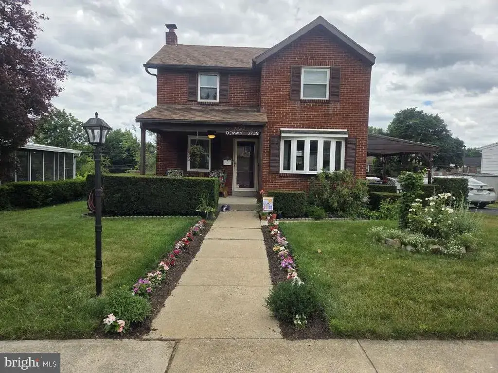 3739 Montour St, HARRISBURG