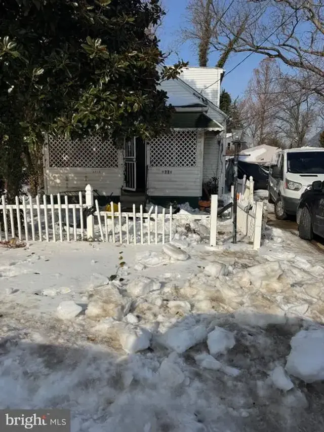 4710 Bromley Ave, Suitland