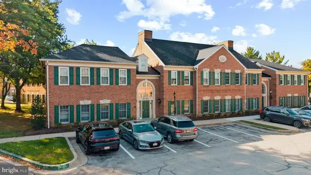 5052 Dorsey Hall Dr #102, Ellicott City