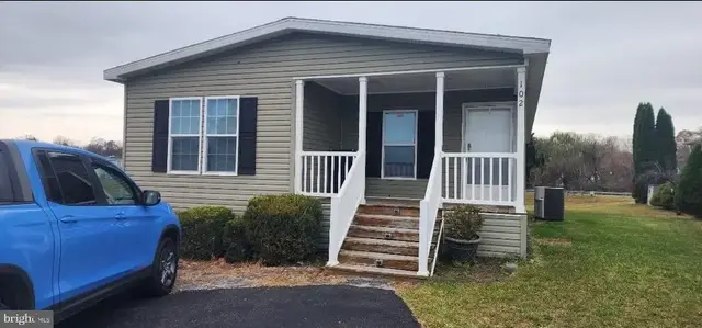 102 Chamberlain Ct, Winchester