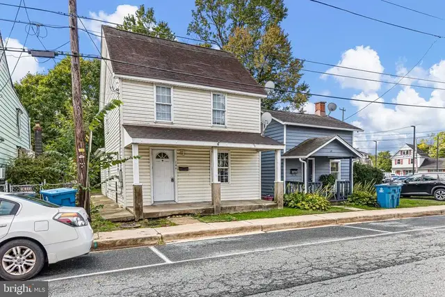144 Cathedral St, Elkton