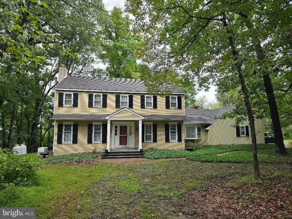 70 Turkey Ln, FURLONG