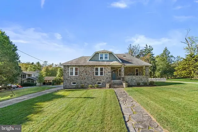 2903 Cub Hill Rd, Parkville