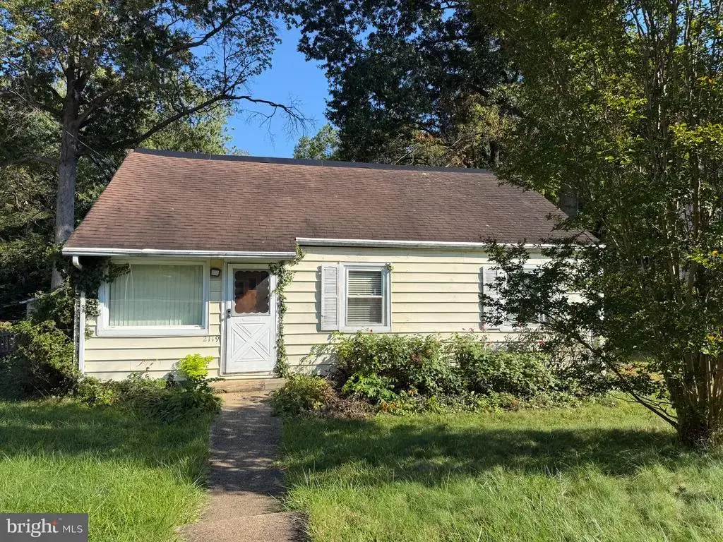 2119 Pimmit Dr, FALLS CHURCH