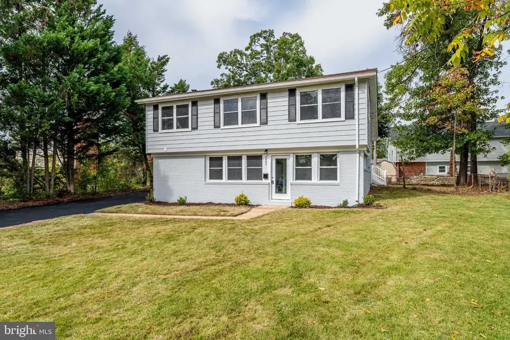 5604 Asbury Ct, ALEXANDRIA